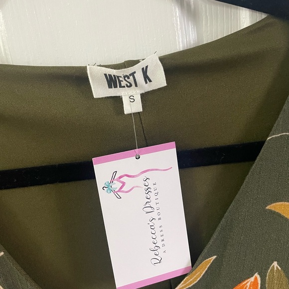 Beautiful fall dress - size small (great for fall photos!) - Picture 3 of 3